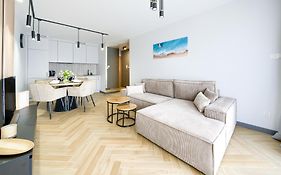 Prywatne Apartamenty Sun & Snow W Porta Mare Marina Z Basenem